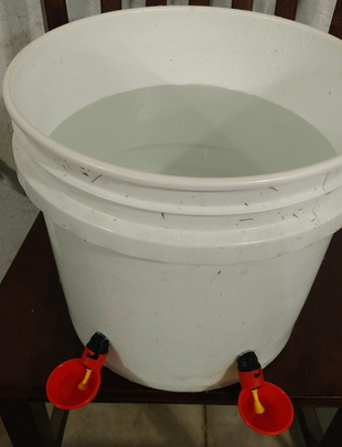 Bebedero automático de plástico para tetina de pollo, bebedero para aves de corral, accesorios en T de PVC, vaso para agua potable, tubo para beber, LM-32