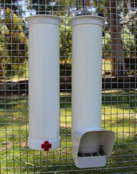 Comedero y bebedero de tubo colgante Cubo de alimentación para aves de corral con cubierta para lluvia Dispositivos de alimentación automática para gallinero Cubo de agua con taza de válvula